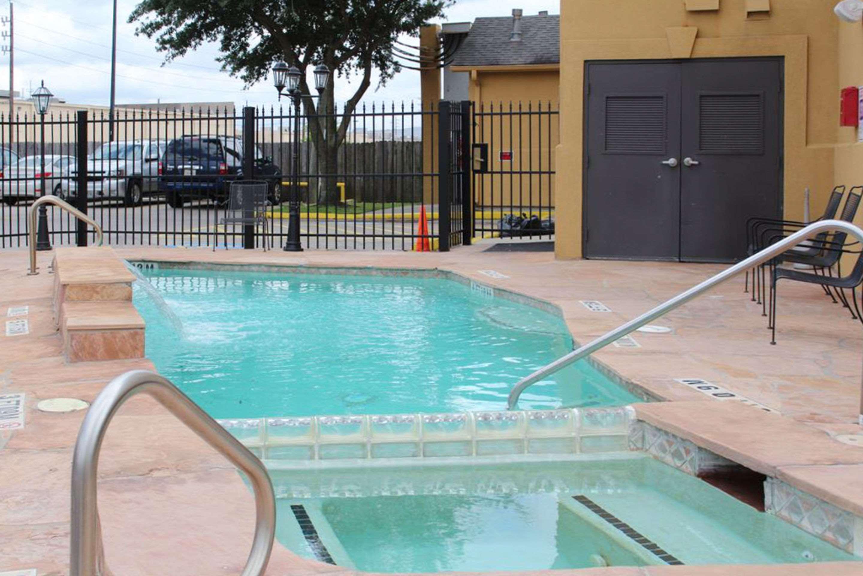 Comfort Near Texas Medical Center - Nrg Stadium Hotel 3*