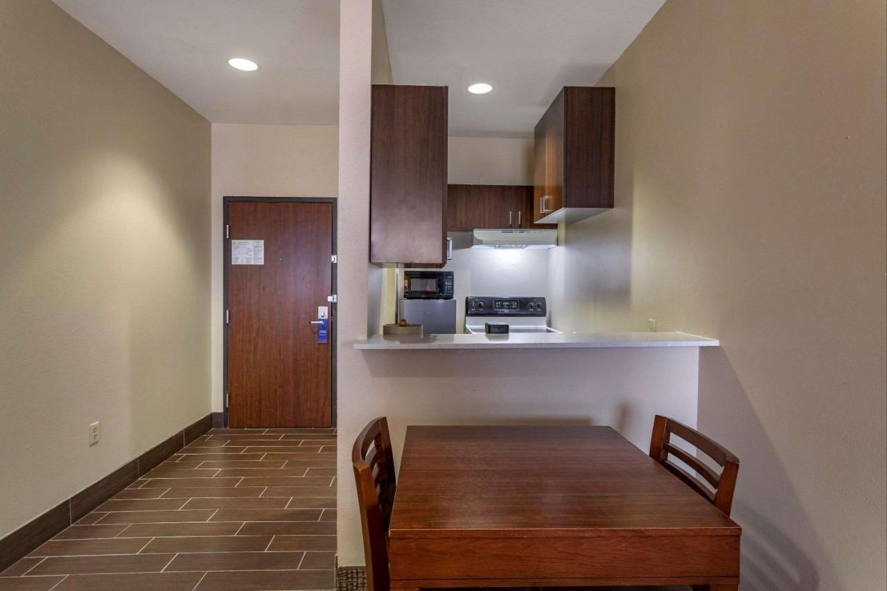 Comfort Near Texas Medical Center - Nrg Stadium Hotel